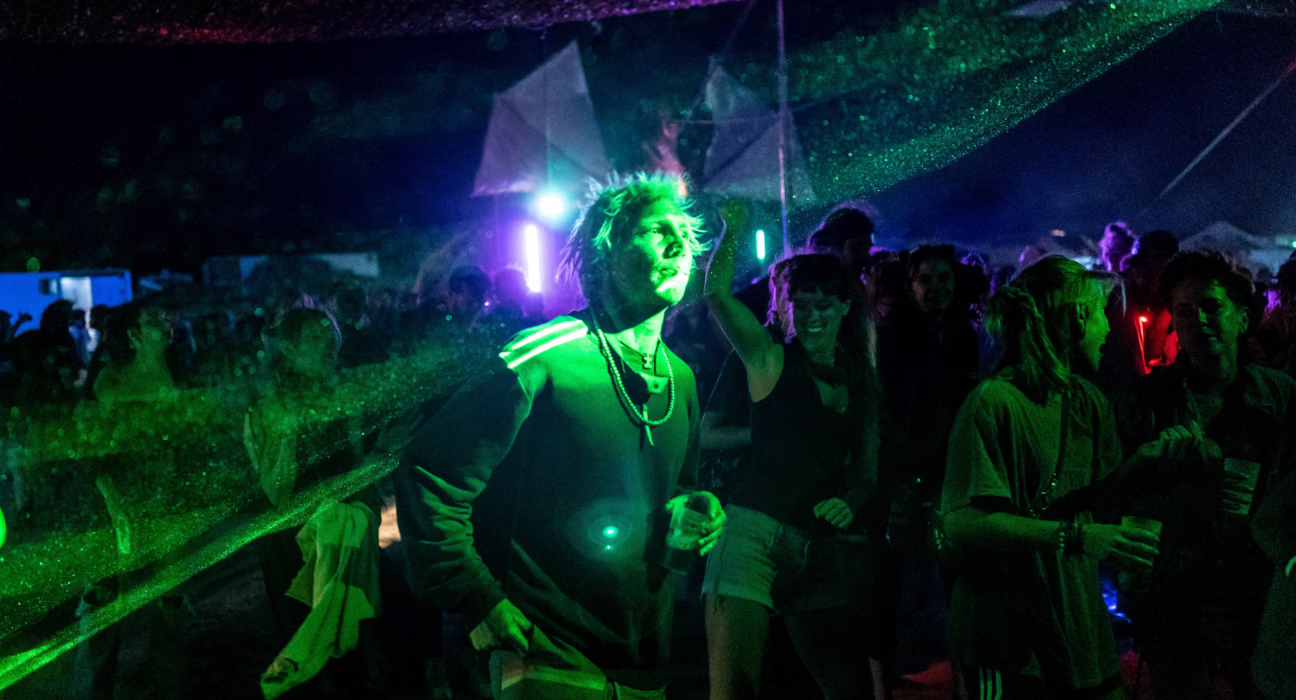 los-mossos-impiden-una-fiesta-‘rave’-en-un-antiguo-balneario-de-montserrat