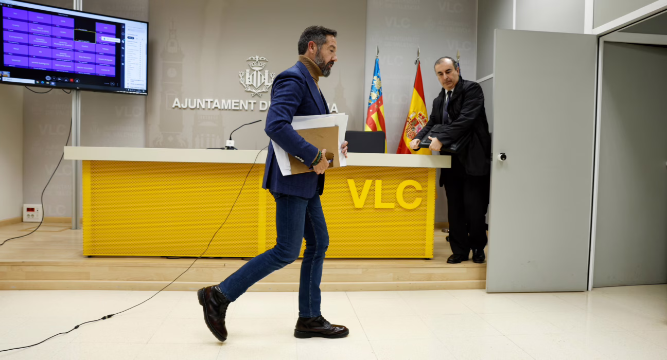 juan-manuel-badenas-seguira-de-concejal-de-valencia-y-asegura-ser-objeto-de-un-montaje-burdo