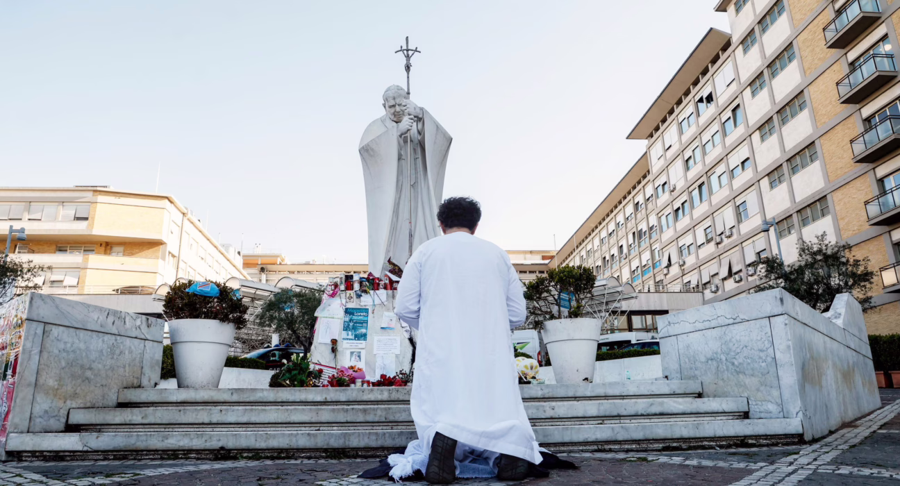 el-papa-francisco-sigue-estable-y-ya-no-habra-parte-medico-hasta-el-sabado