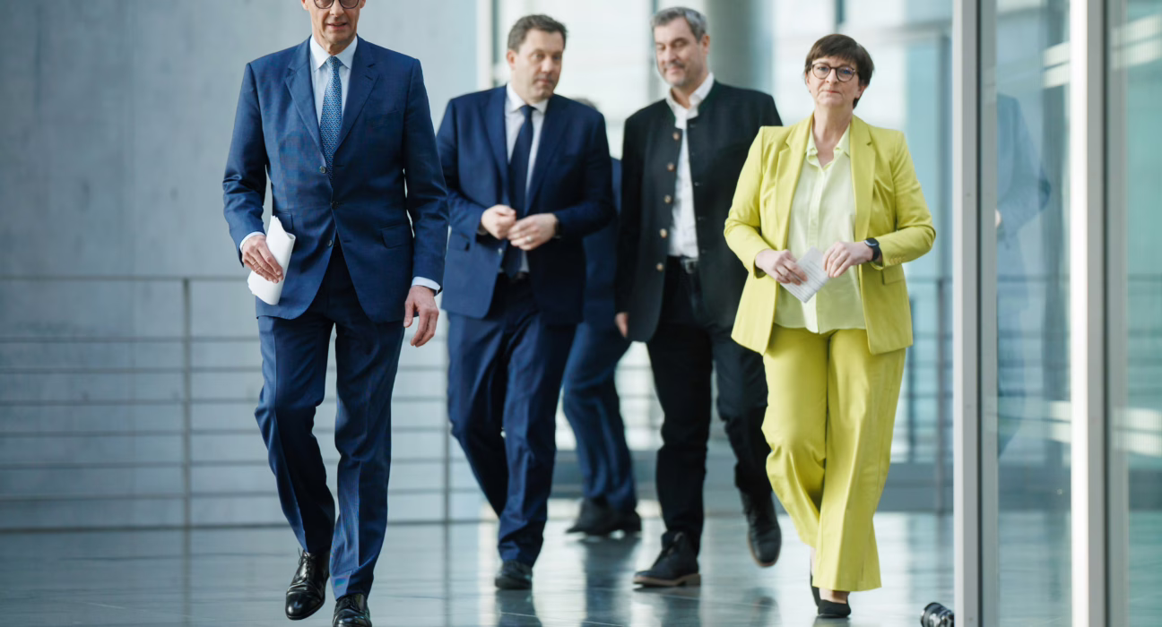 el-democristiano-merz-y-el-spd-pactan-endurecer-la-politica-migratoria-en-alemania