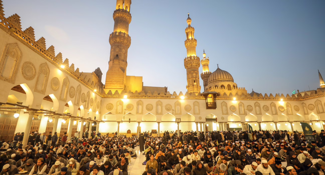 ramadan,-el-mes-del-ayuno,-la-espiritualidad…-y-el-consumo-en-egipto