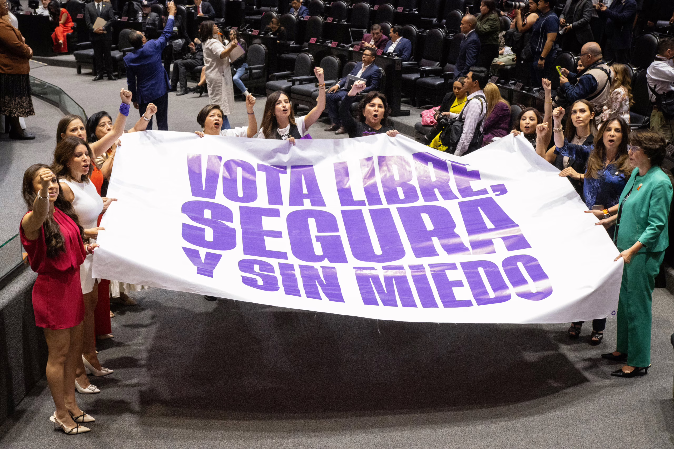 el-caso-de-cuauhtemoc-blanco-enfria-las-expectativas-del-feminismo-en-mexico
