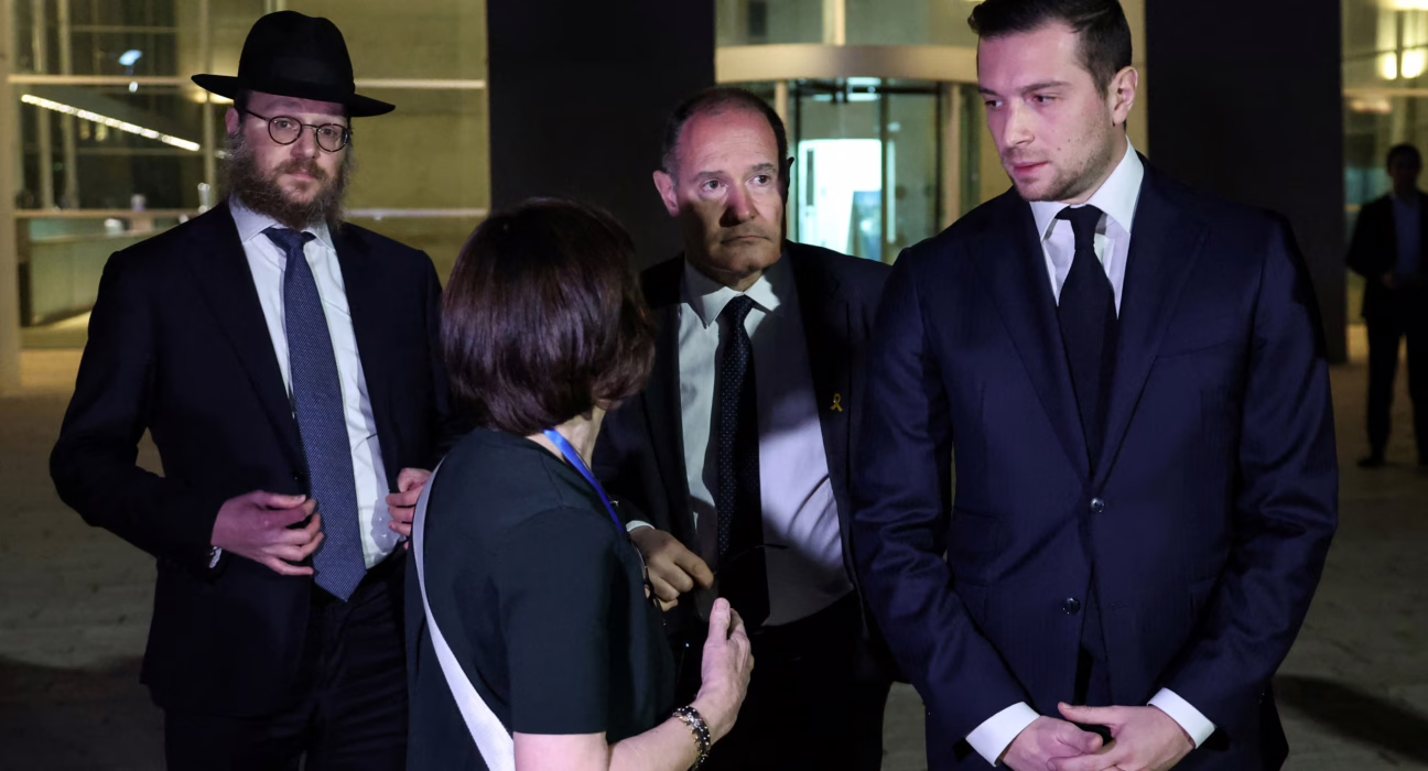 la-presencia-de-lideres-ultra-y-la-oleada-de-cancelaciones-marcan-una-controvertida-conferencia-sobre-antisemitismo-en-jerusalen