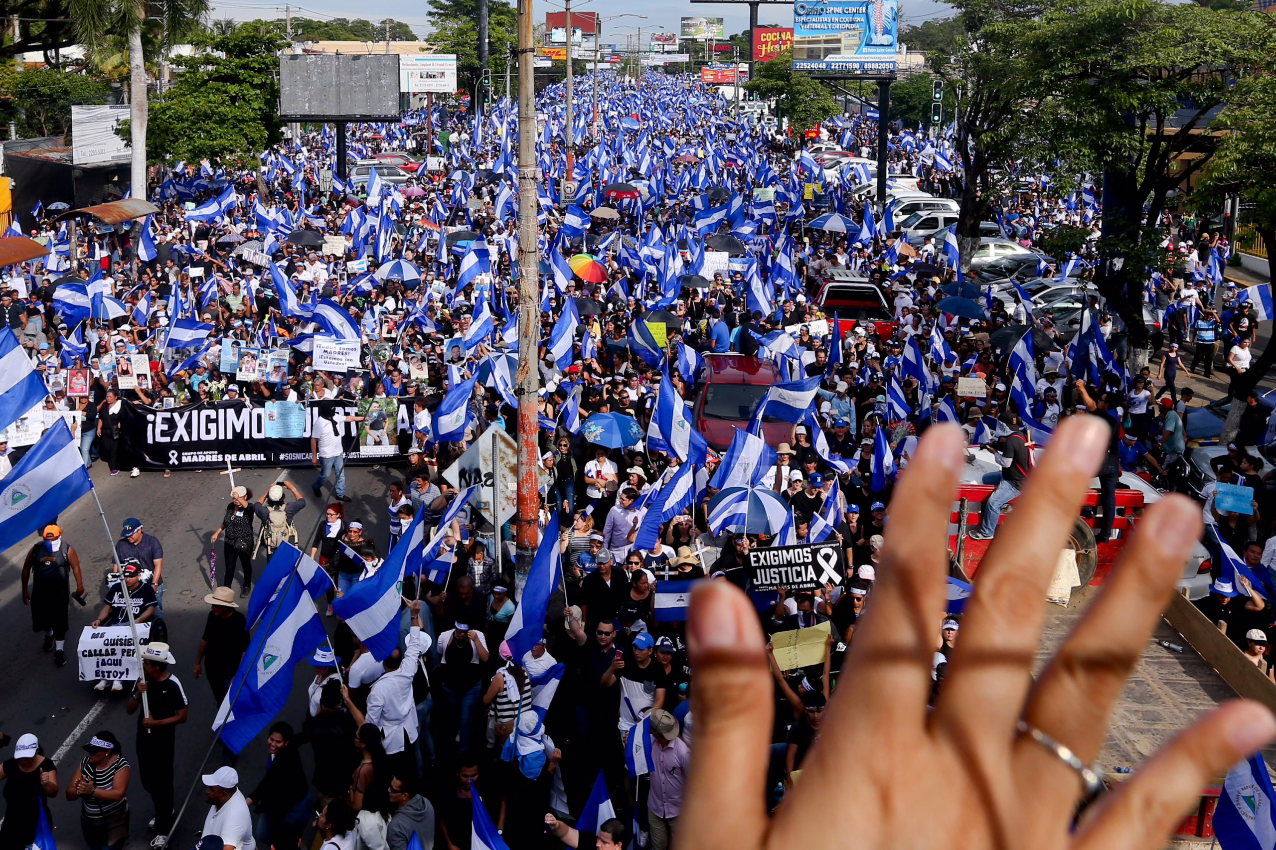 el-periodismo-nicaraguense-busca-(urgentemente)-complices-para-seguir-desafiando-a-la-dictadura