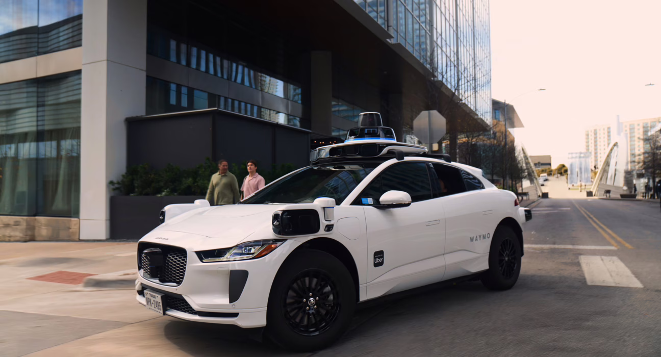 the-war-over-the-robotaxi’s-future-escalates-in-austin,-the-silicon-valley-of-texas