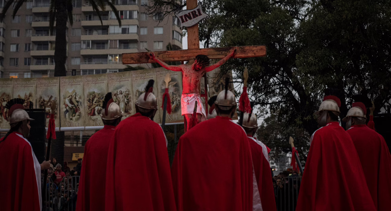 semana-santa-en-chile:-que-pasara-con-el-feriado-del-viernes-santo-y-el-funcionamiento-del-comercio