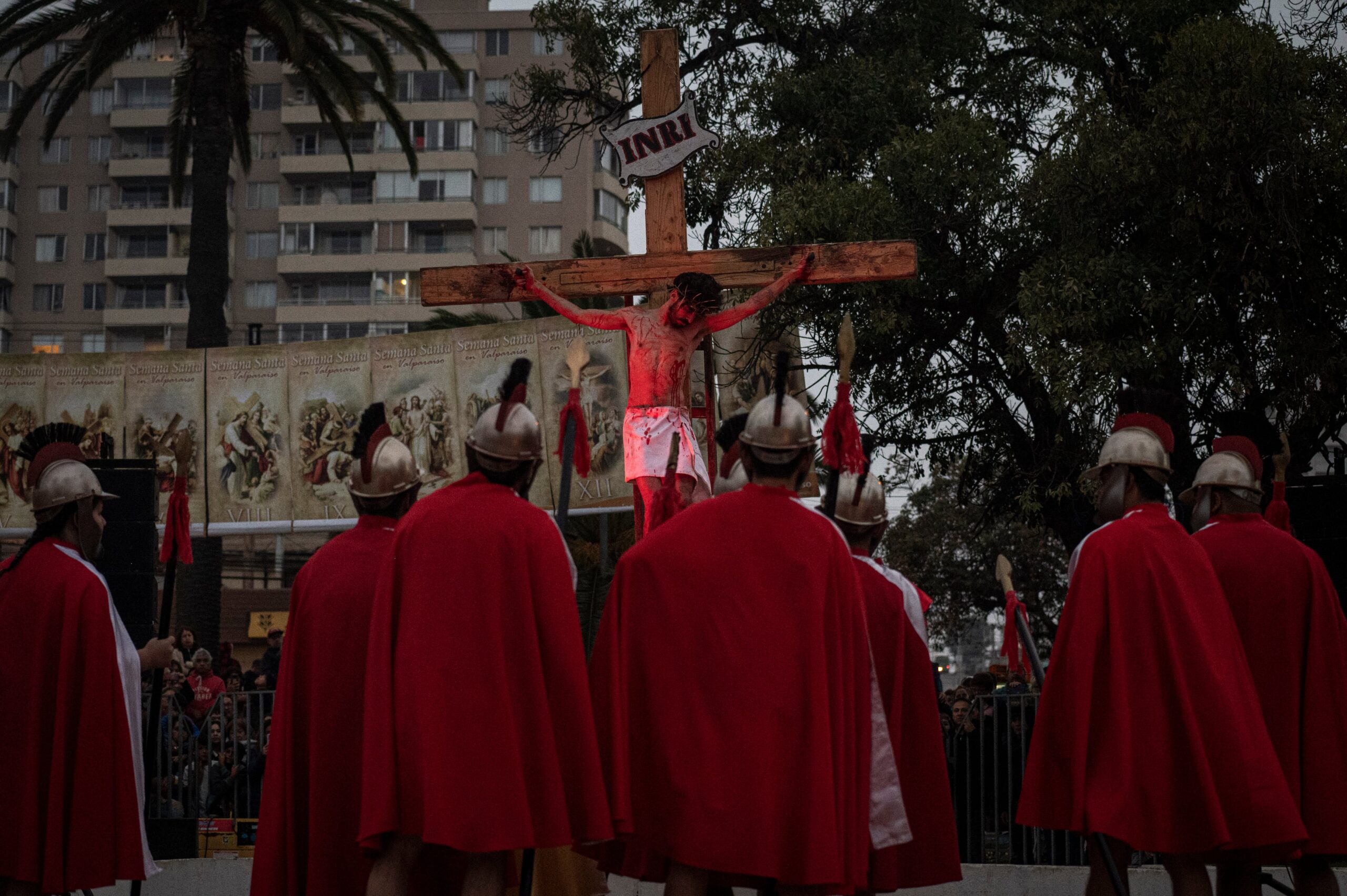 semana-santa-en-chile:-que-pasara-con-el-feriado-del-viernes-santo-y-el-funcionamiento-del-comercio