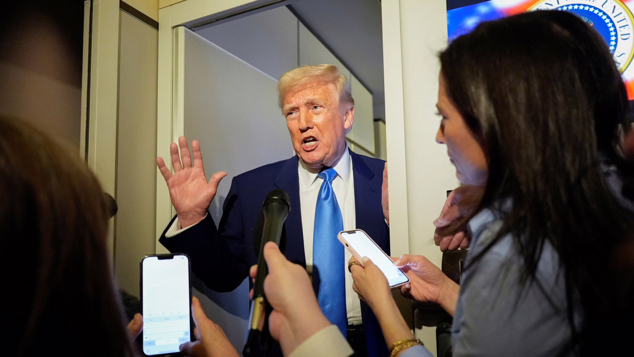 la-guerra-de-aranceles-de-donald-trump,-en-directo-|-trump-pide-a-la-fed-bajar-los-tipos-y-carga-contra-china-por-responder-a-sus-aranceles