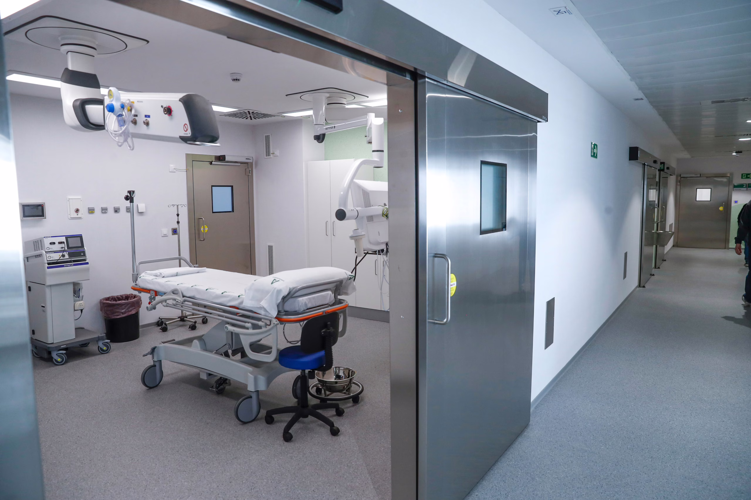 el-antiguo-hospital-militar-de-sevilla-vuelve-a-cerrar-su-uci-para-optimizar-recursos
