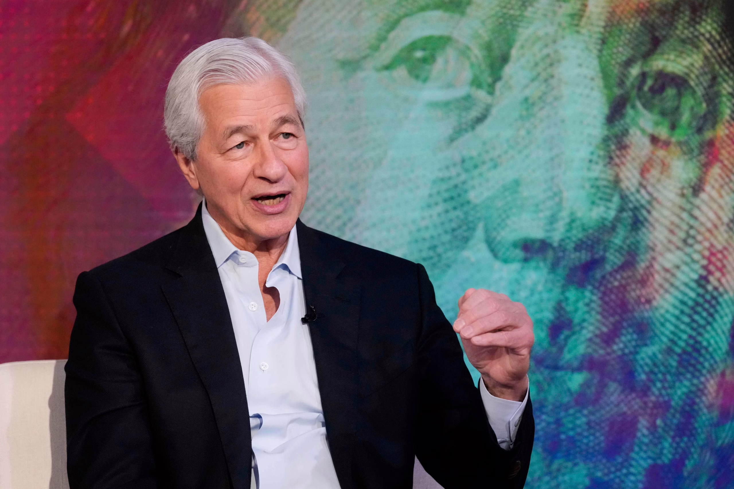 jpmorgan-saca-partido-de-las-“turbulencias”-y-mejora-su-beneficio-un-10%-hasta-marzo