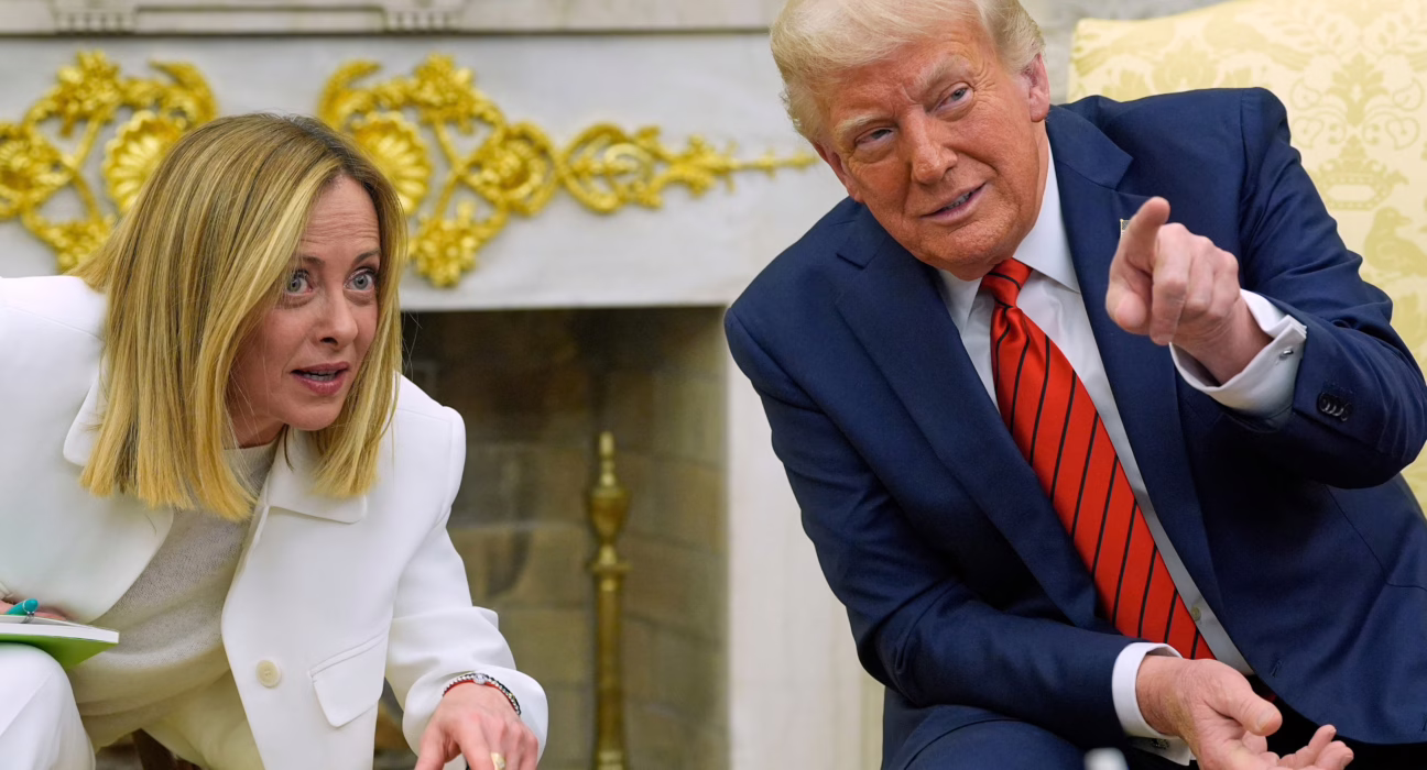 perdido-en-la-traduccion:-la-frase-de-meloni-culpando-a-putin-de-la-guerra-de-ucrania-que-trump-no-escucho