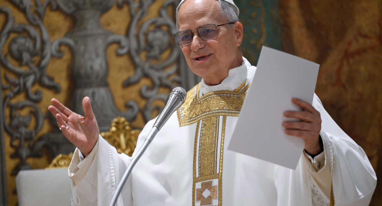 el-papa-leon-xiv-a-el-pais,-antes-del-conclave-sobre-la-labor-de-los-periodistas:-“gracias-por-el-trabajo,-que-considero-muy-importante”
