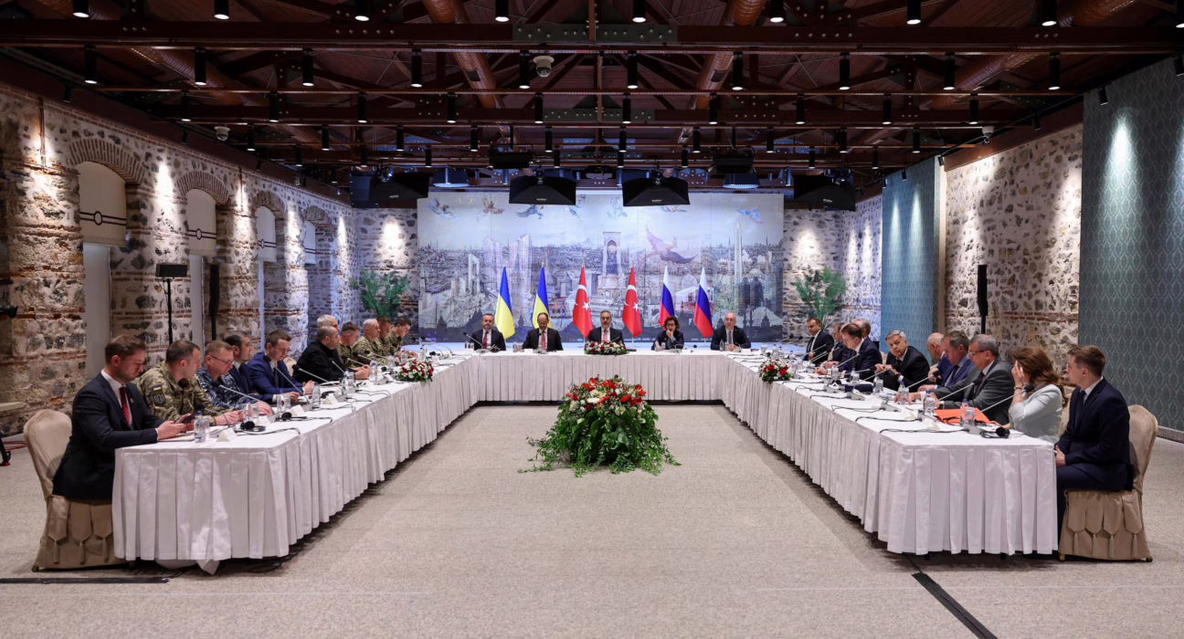 rusia-y-ucrania-acuerdan-un-intercambio-de-prisioneros-y-se-emplazan-a-seguir-negociando-una-tregua