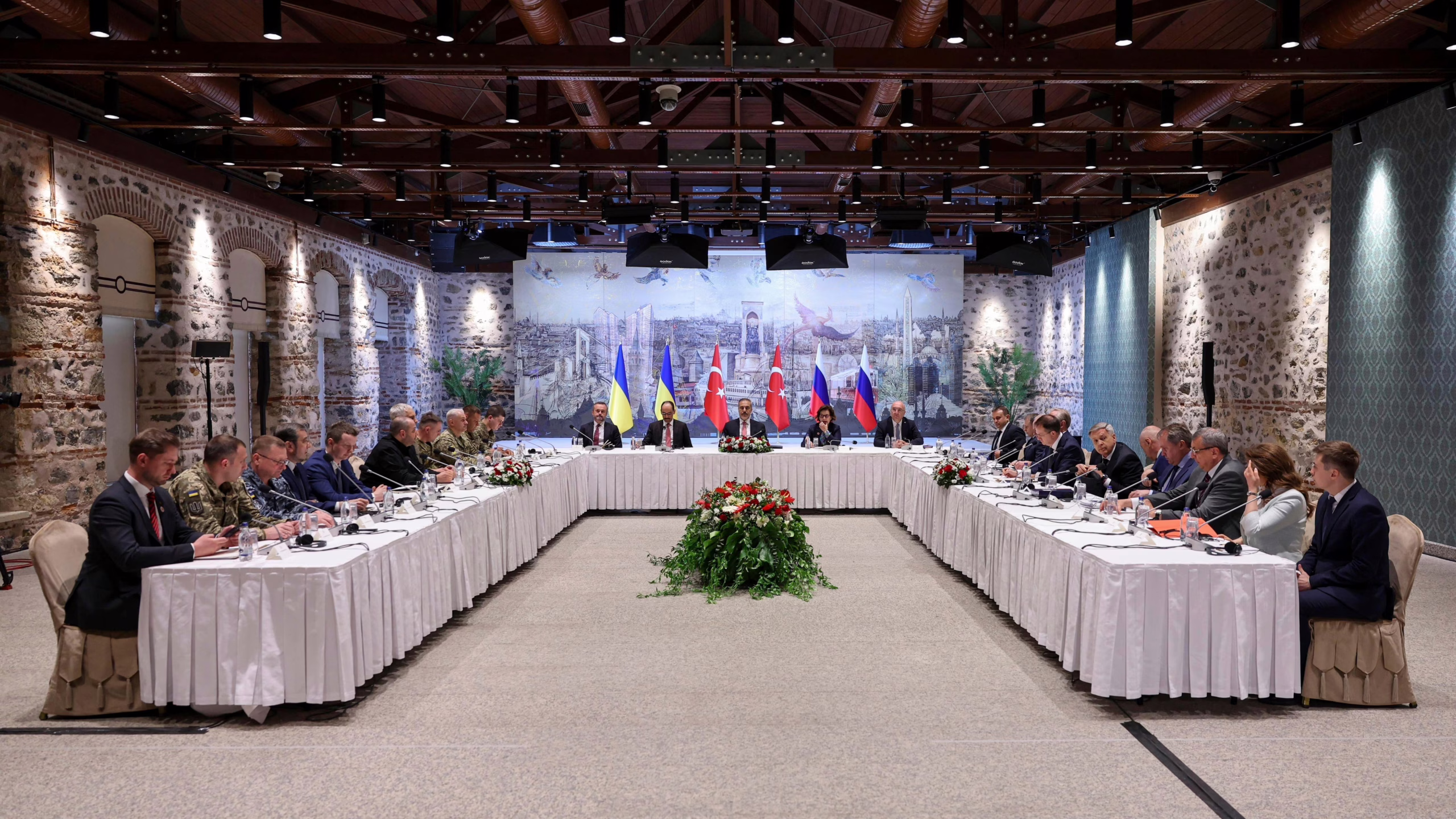 rusia-y-ucrania-acuerdan-un-intercambio-de-prisioneros-y-se-emplazan-a-seguir-negociando-una-tregua