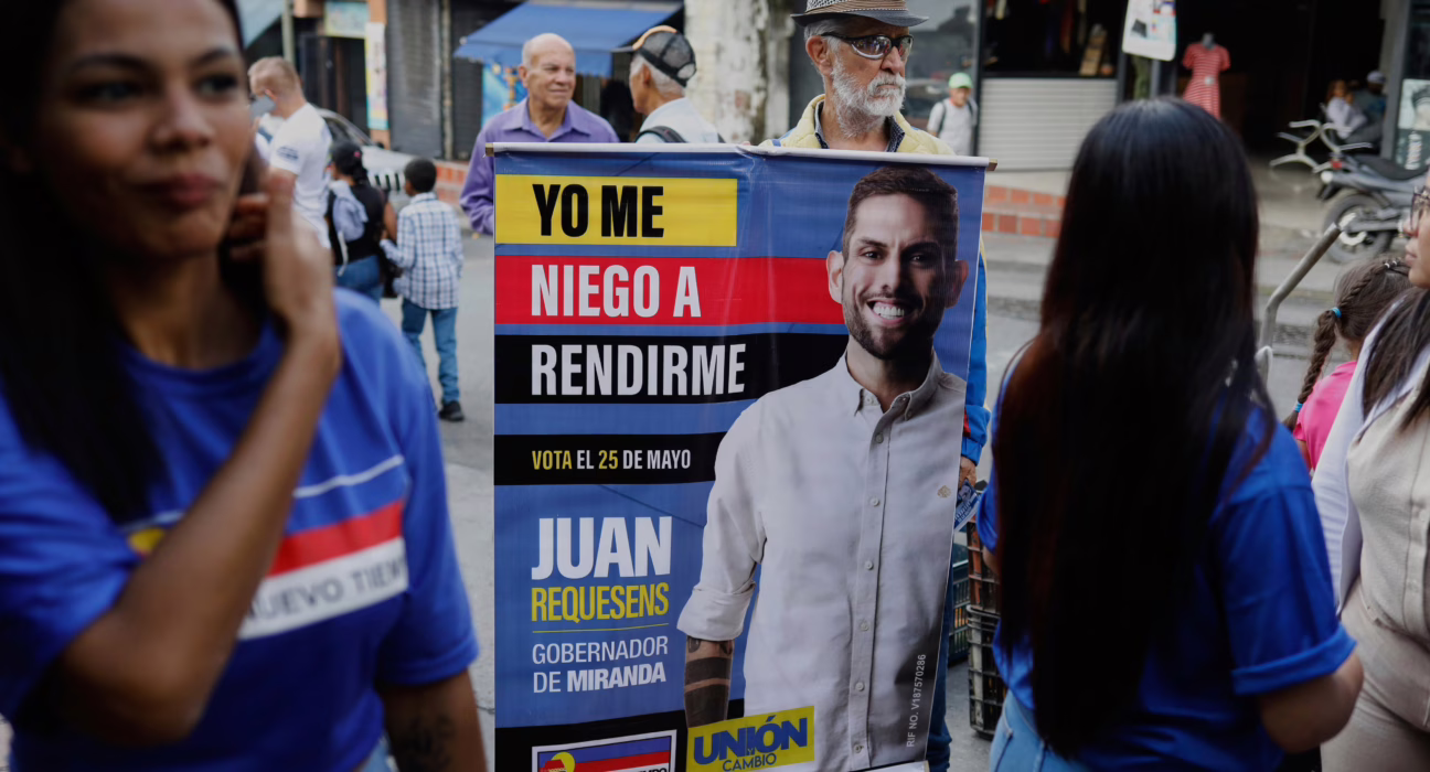 la-apatia-y-la-crisis-economica-marcan-la-recta-final-de-la-campana-de-las-elecciones-legislativas-y-de-gobernadores-en-venezuela