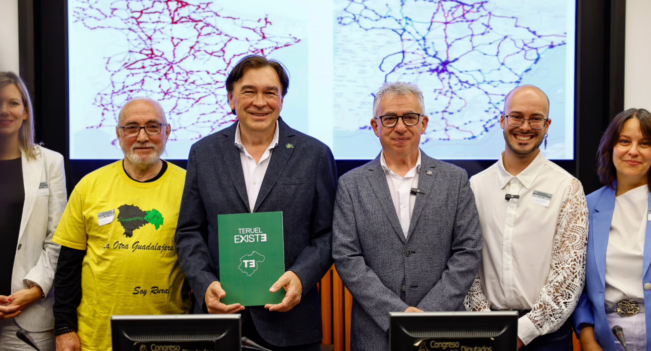 menos-paradas-de-autobus-para-la-espana-vaciada:-“o-tienes-coche-o-se-reducen-tus-derechos”