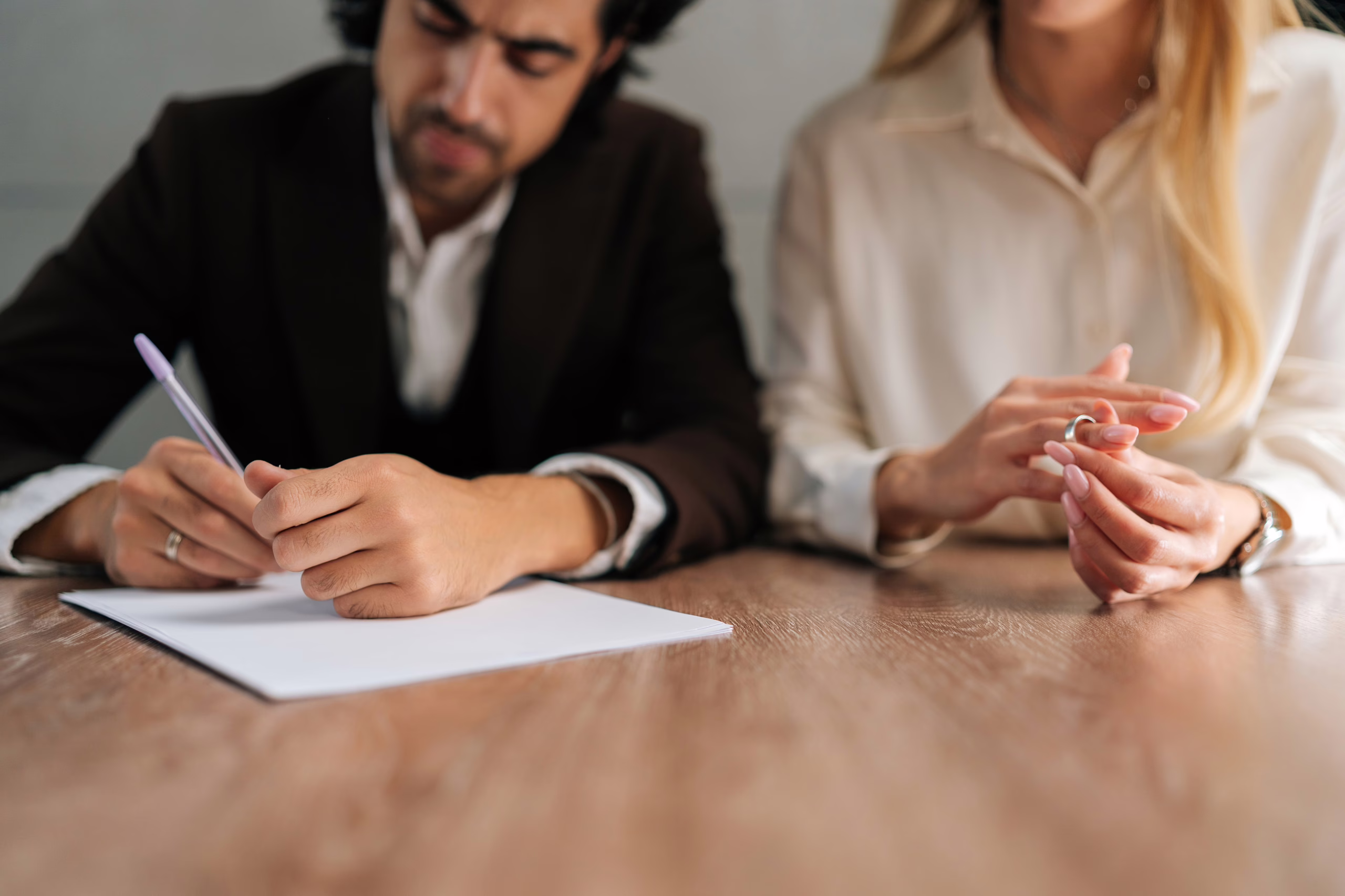 como-elegir-a-un-abogado-de-divorcio-en-chile 