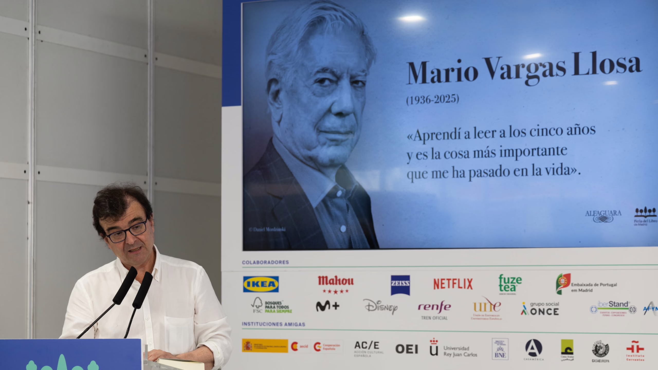 la-feria-del-libro-de-madrid-homenajea-a-mario-vargas-llosa:-“es-ya-un-clasico-que-seguira-iluminando-el-mundo”