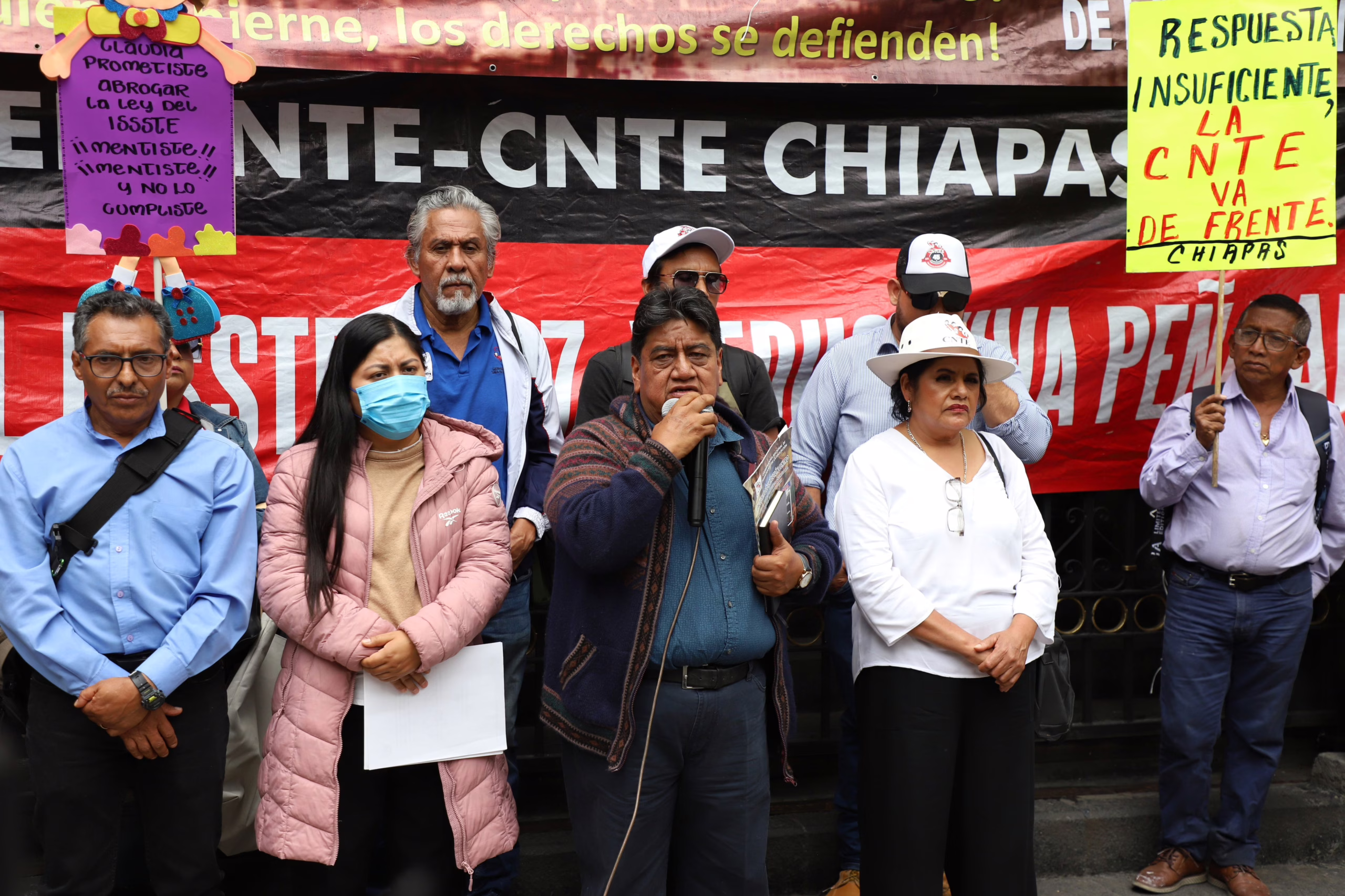la-mesa-de-negociacion-entre-el-gobierno-y-los-maestros-de-la-cnte-fracasa-por-segunda-vez-tras-18-dias-de-huelga