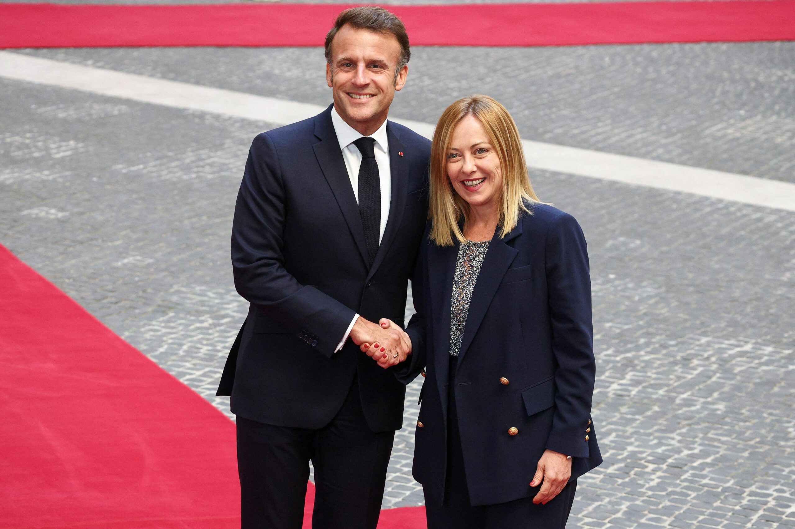 meloni-y-macron-se-reunen-mas-de-tres-horas-en-roma-para-superar-las-fricciones-en-sus-relaciones