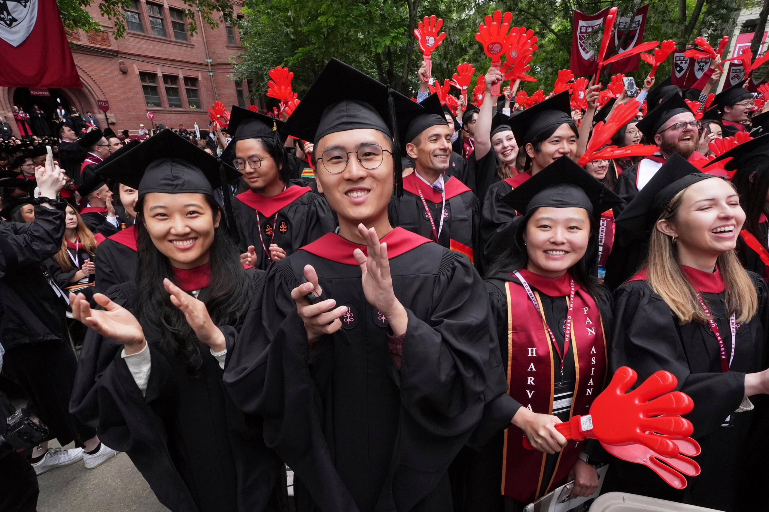 trump-suspende-la-concesion-de-visados-para-nuevos-estudiantes-de-harvard
