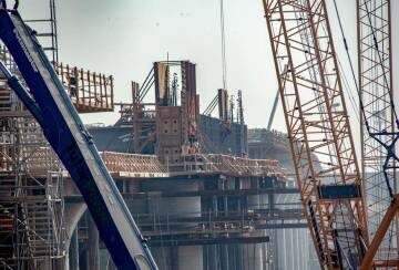 trump-planea-retirar-4.000-millones-de-dolares-al-ave-de-california,-en-el-que-participan-acs-y-ferrovial