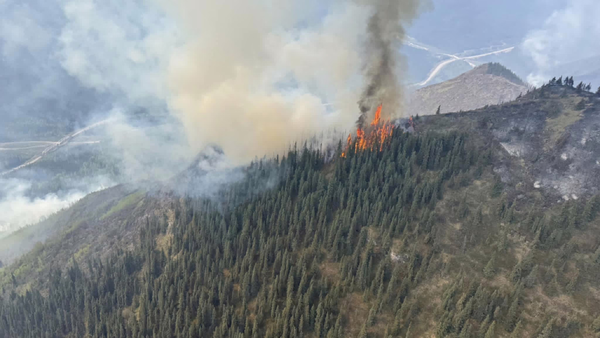 los-incendios-en-canada-se-extienden-sin-control