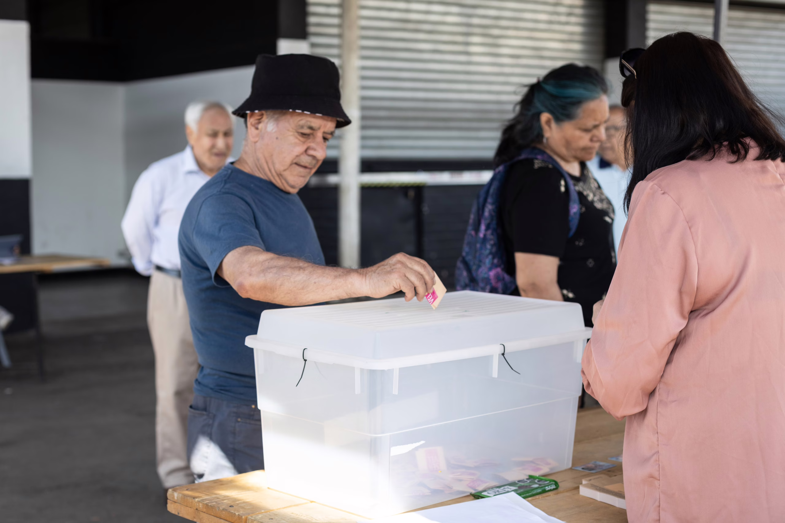 primarias-presidenciales-2025-en-chile:-quienes-pueden-votar-y-quienes-no-en-las-elecciones